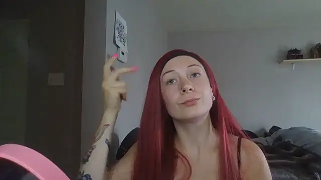 Snapshot of localdivinediva chatting on 06/10/26, 04:39 localdivinediva online show from 06/10/26, 04:39