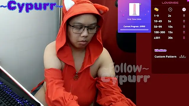 Snapshot of Cypurr chatting on 04/01/26, 04:59 Cypurr online show from 04/01/26, 04:59