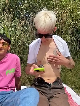 AlphaTwinks online show from 04/26/26, 10:24