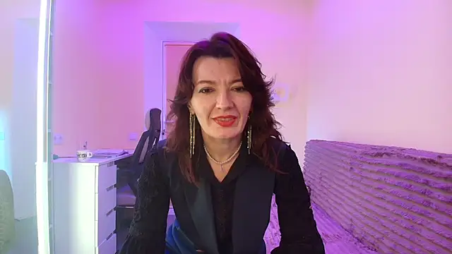 Bonnie Naughtyy online show from 05/13/26, 05:21