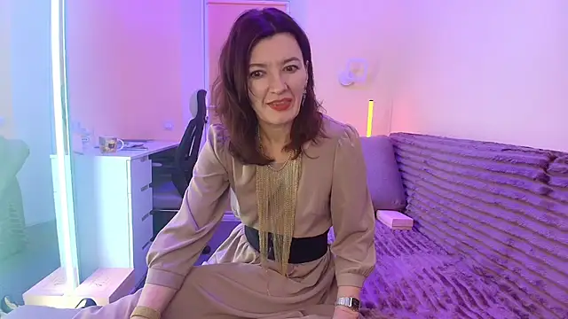 Bonnie Naughtyy online show from 05/20/26, 04:13