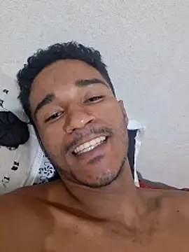 Snapshot of roariel chatting on 03/09/26, 12:36 roariel online show from 03/09/26, 12:36