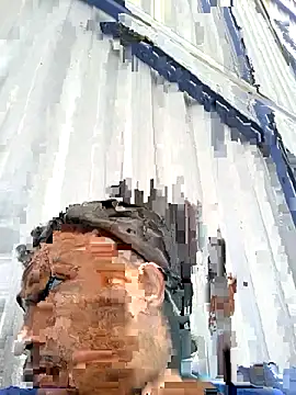 Snapshot of roariel chatting on 03/12/26, 01:28 roariel online show from 03/12/26, 01:28