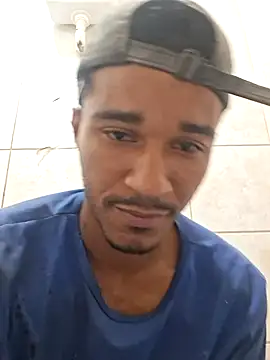 Snapshot of roariel chatting on 03/20/26, 07:08 roariel online show from 03/20/26, 07:08