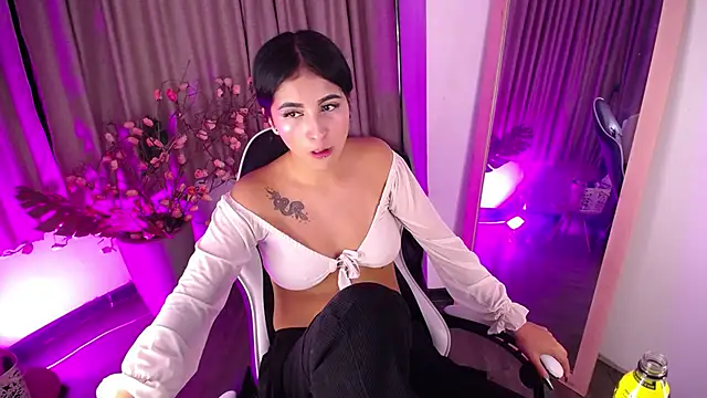lexy the best online show from 05/14/26, 07:20