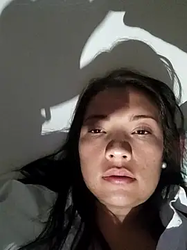 Snapshot of Marianaxc chatting on 03/15/26, 03:45 Marianaxc online show from 03/15/26, 03:45