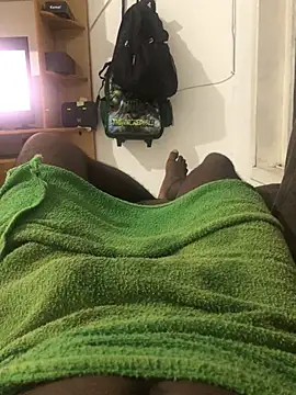 Snapshot of Henriqueamoror chatting on 03/15/26, 03:34 Henriqueamoror online show from 03/15/26, 03:34