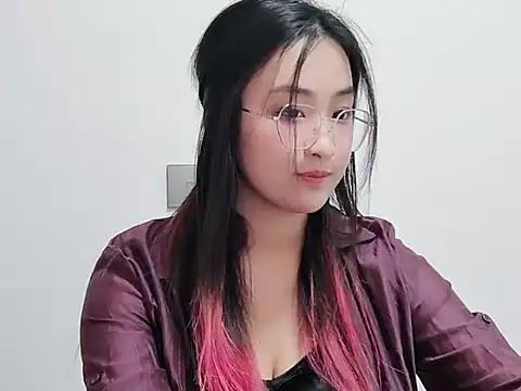 Snapshot of kitty-mm chatting on 03/10/26, 04:50 kitty-mm online show from 03/10/26, 04:50