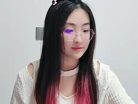 Snapshot of kitty-mm chatting on 03/15/26, 04:18 kitty-mm online show from 03/15/26, 04:18