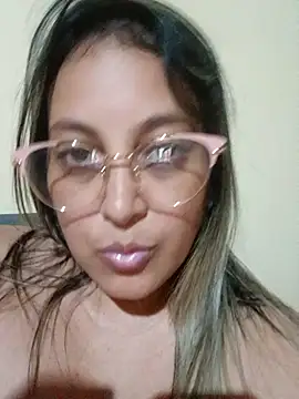 Snapshot of Gise2026 chatting on 03/27/26, 05:46 Gise2026 online show from 03/27/26, 05:46