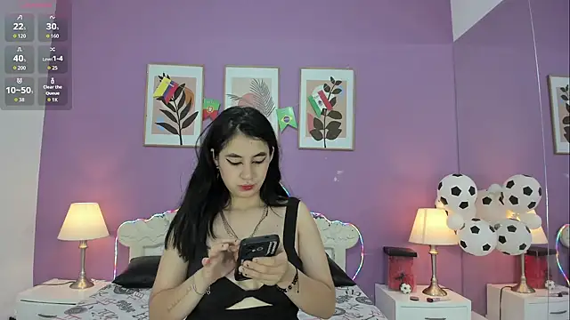 Snapshot of YayaQueen chatting on 07/11/26, 12:08 YayaQueen online show from 07/11/26, 12:08