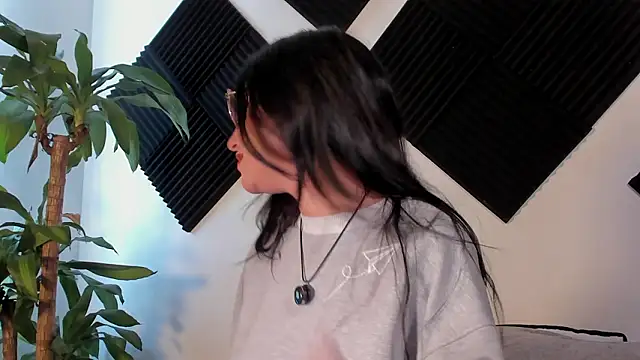 Emily Rousess online show from 03/15/26, 11:49