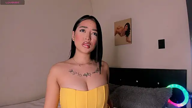 AnthonellaSweet  online show from 05/16/26, 03:58