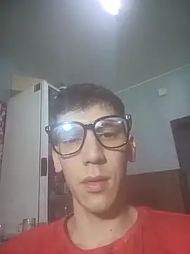 Snapshot of Elprrensly chatting on 03/22/26, 09:51 Elprrensly online show from 03/22/26, 09:51