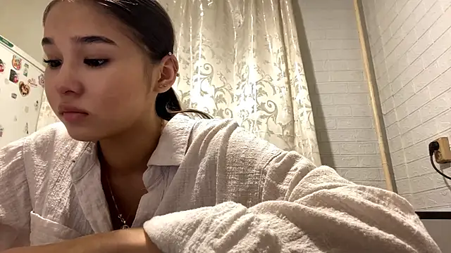 CatherineForbes online show from 05/04/26, 02:35