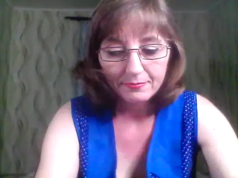 Snapshot of Alisaprice077 chatting on 05/19/26, 06:03 Alisaprice077 online show from 05/19/26, 06:03