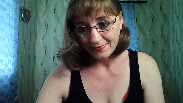 Snapshot of Alisaprice077 chatting on 06/12/26, 09:52 Alisaprice077 online show from 06/12/26, 09:52
