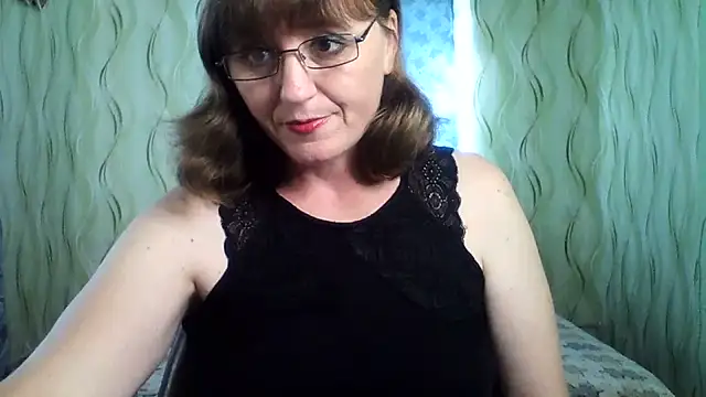 Alisaprice077 online show from 07/16/26, 02:45