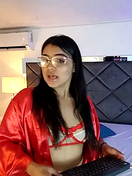 AlmaRios online show from 03/12/26, 01:50