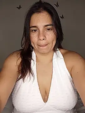 Snapshot of BettyBoo_w chatting on 05/31/26, 08:54 BettyBoo w online show from 05/31/26, 08:54