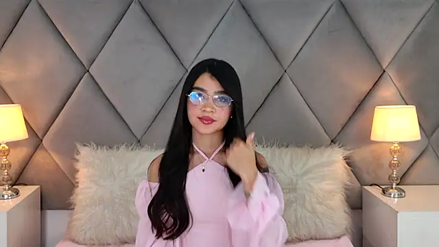 OliviaDiaz online show from 06/21/26, 12:13