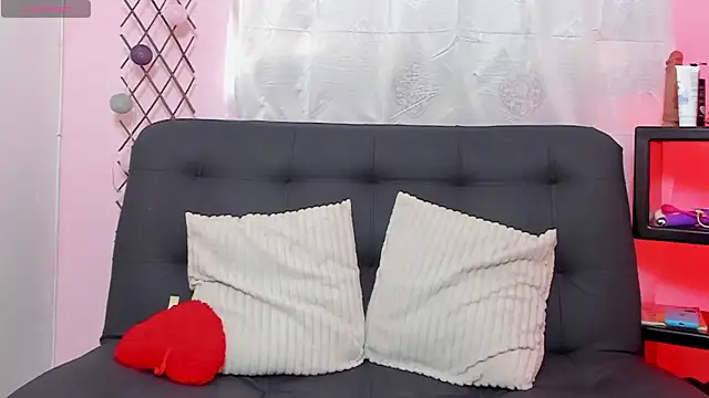 Snapshot of Nicolle_Duke chatting on 03/12/26, 07:53 Nicolle Duke online show from 03/12/26, 07:53