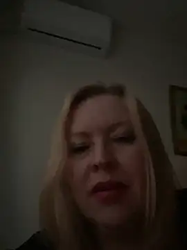 JanieLight53 online show from 05/15/26, 11:45