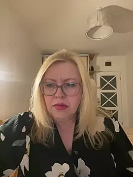JanieLight53 online show from 05/30/26, 10:51