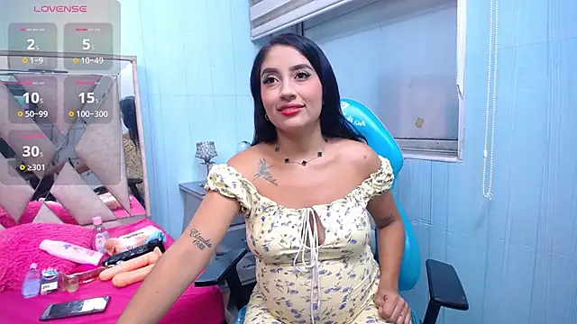 Snapshot of kataleya_12 chatting on 06/17/26, 12:07 kataleya 12 online show from 06/17/26, 12:07