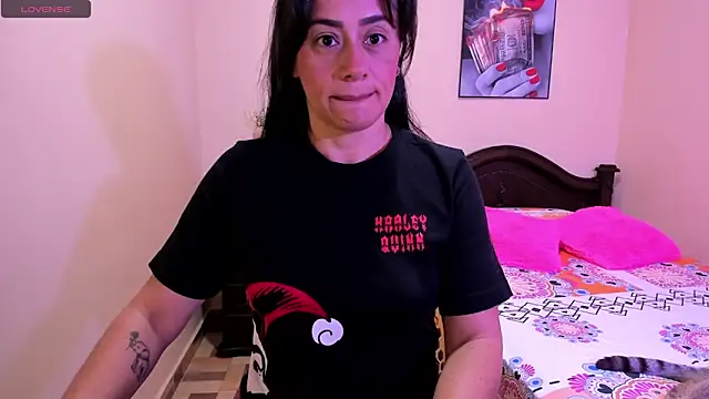 sara florez12 online show from 05/08/26, 10:53