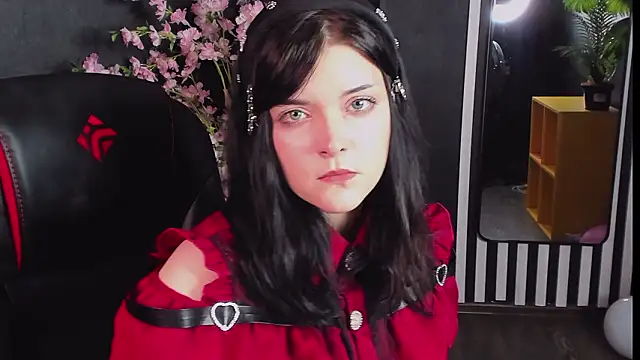 Snapshot of EsterTwilight chatting on 03/10/26, 08:58 EsterTwilight online show from 03/10/26, 08:58