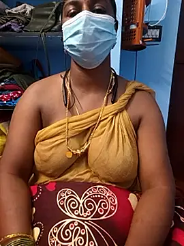 Snapshot of jothika45 chatting on 04/18/26, 07:07 jothika45 online show from 04/18/26, 07:07