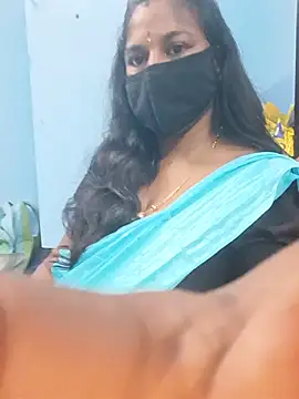 Snapshot of jothika45 chatting on 07/20/26, 10:23 jothika45 online show from 07/20/26, 10:23