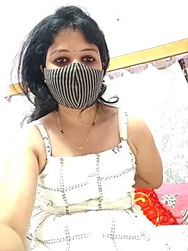 Snapshot of Rani_Mukherjee7676 chatting on 04/05/26, 02:14 Rani Mukherjee7676 online show from 04/05/26, 02:14