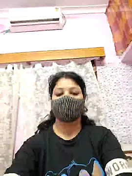 Snapshot of Rani_Mukherjee7676 chatting on 04/24/26, 07:11 Rani Mukherjee7676 online show from 04/24/26, 07:11