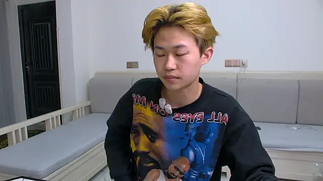 Snapshot of Chili-001 chatting on 03/13/26, 04:52 Chili-001 online show from 03/13/26, 04:52