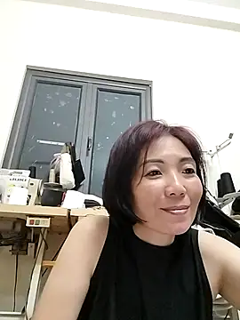 Snapshot of Miinn99 chatting on 03/17/26, 02:42 Miinn99 online show from 03/17/26, 02:42
