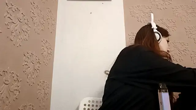 Snapshot of NaviHere chatting on 03/14/26, 03:17 NaviHere online show from 03/14/26, 03:17