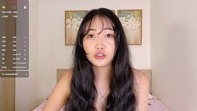 pinkyblooom online show from 05/03/26, 08:09
