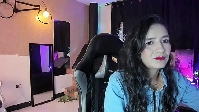 Vicky Angeel online show from 05/21/26, 02:51