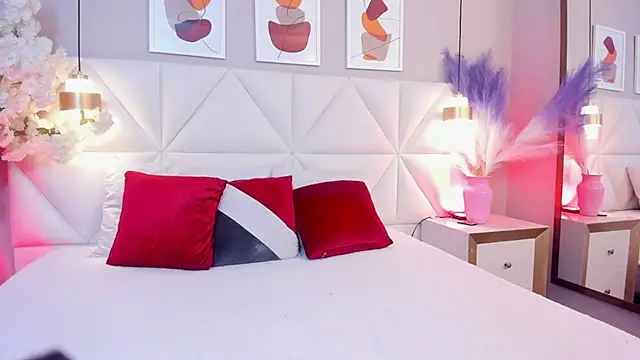 Kity taylor online show from 03/16/26, 12:20