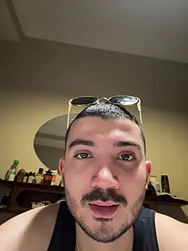 Snapshot of s_eren chatting on 04/01/26, 06:27 s eren online show from 04/01/26, 06:27