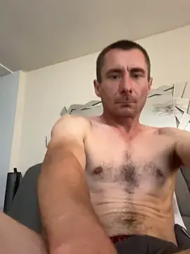 Snapshot of johnsex1989 chatting on 08/01/26, 11:09 johnsex1989 online show from 08/01/26, 11:09