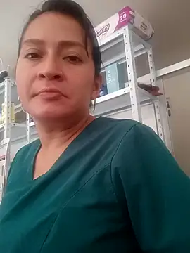 Snapshot of Dr_Edna_naughty chatting on 04/20/26, 05:37 Dr Edna naughty online show from 04/20/26, 05:37