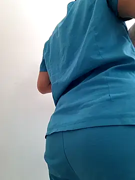 Snapshot of Dr_Edna_naughty chatting on 05/11/26, 03:18 Dr Edna naughty online show from 05/11/26, 03:18