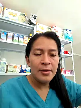 Snapshot of Dr_Edna_naughty chatting on 06/27/26, 04:12 Dr Edna naughty online show from 06/27/26, 04:12
