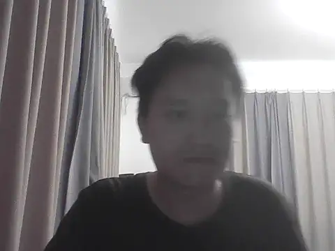 Snapshot of lixx520 chatting on 05/11/26, 10:10 lixx520 online show from 05/11/26, 10:10