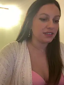 Snapshot of Iris_yx chatting on 03/12/26, 11:44 Iris yx online show from 03/12/26, 11:44