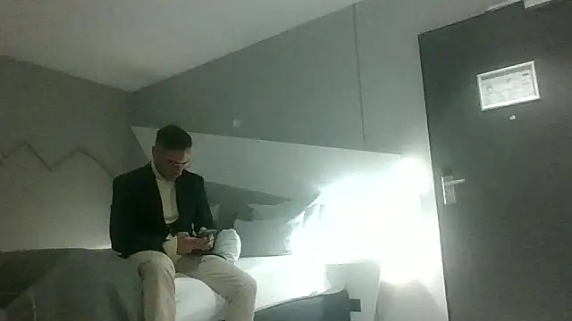 Snapshot of padrino0o0 chatting on 04/09/26, 08:25 padrino0o0 online show from 04/09/26, 08:25