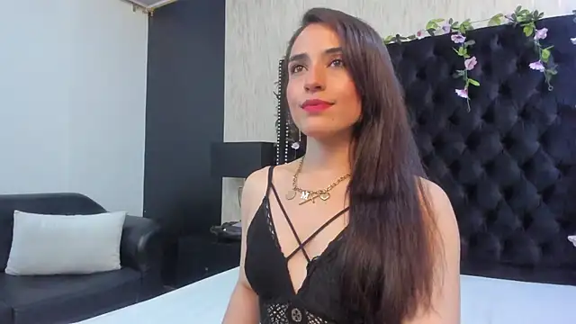 MeganNightt online show from 05/11/26, 07:33